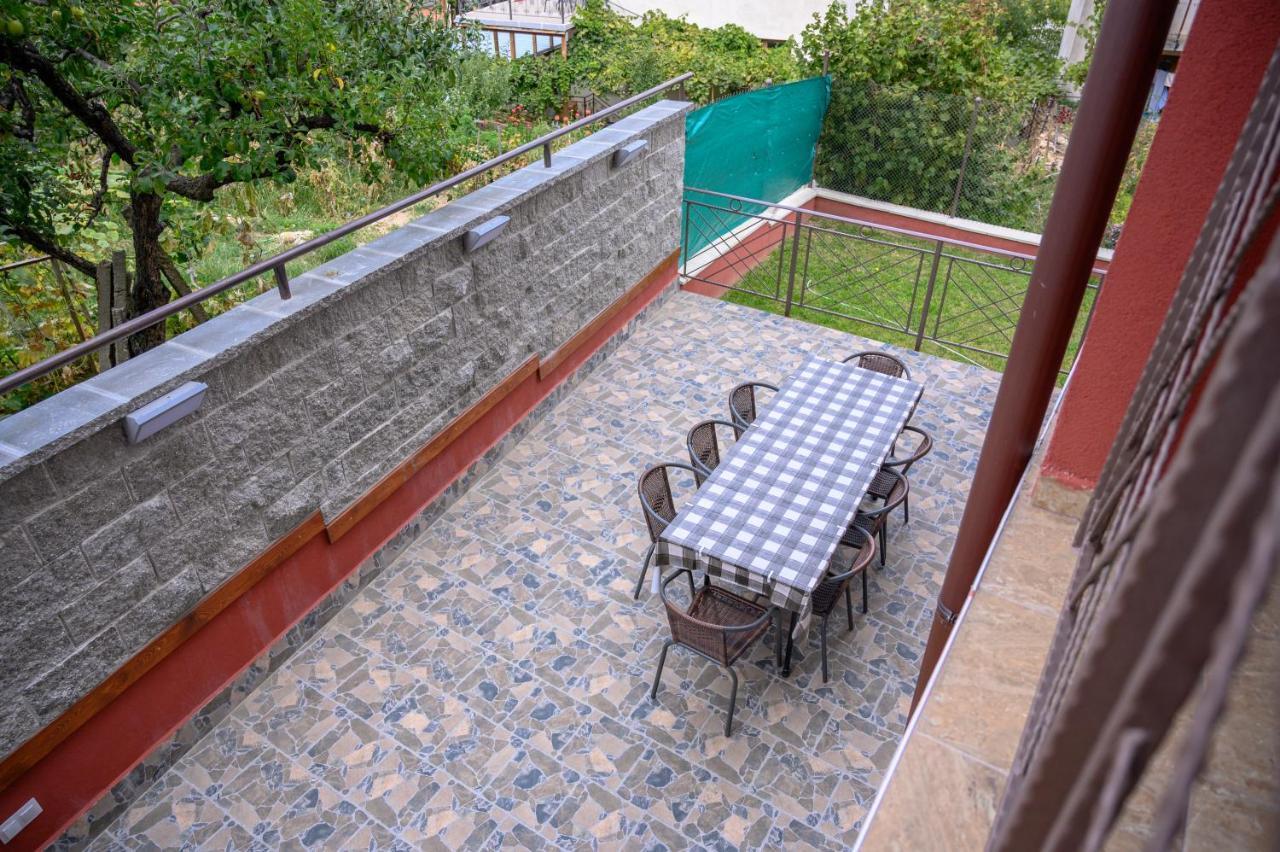 Къща За Гости „Жоро И Дани “ Villa Sapareva Bania Exterior foto