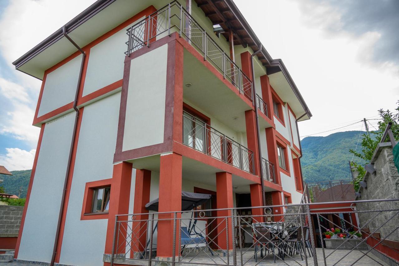 Къща За Гости „Жоро И Дани “ Villa Sapareva Bania Exterior foto