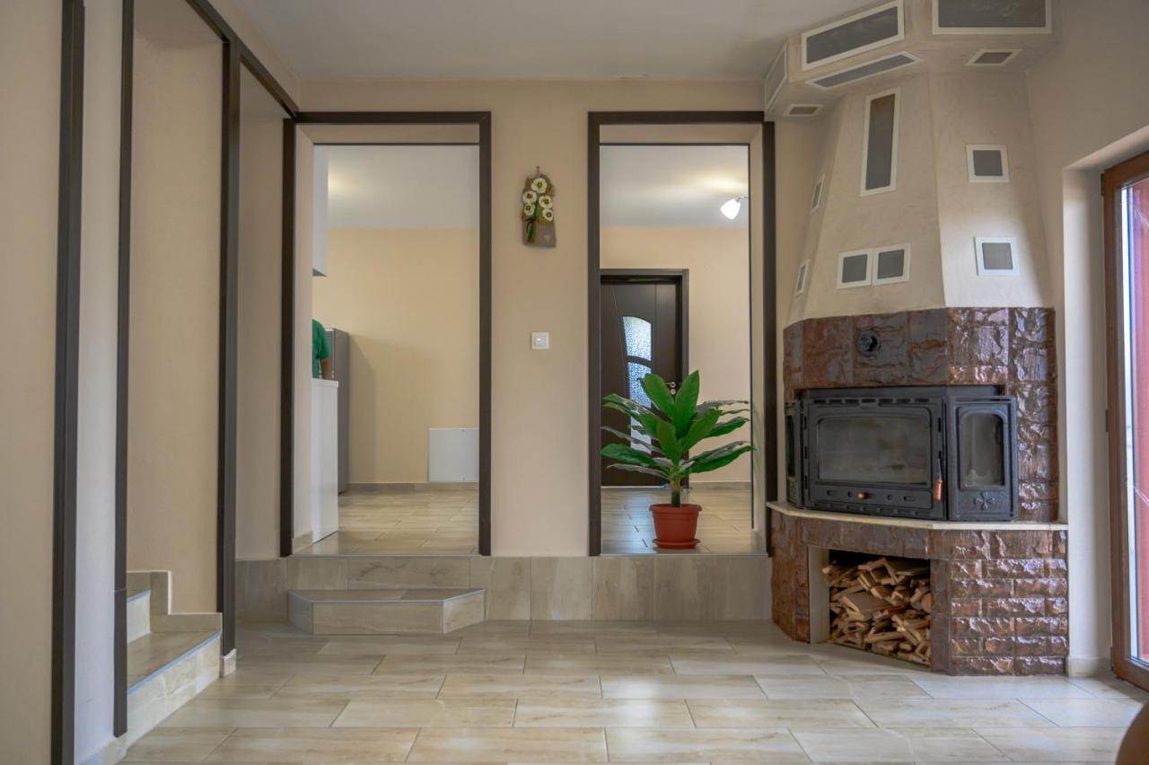 Къща За Гости „Жоро И Дани “ Villa Sapareva Bania Exterior foto